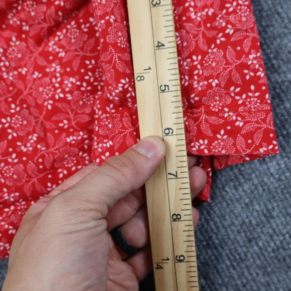 Chaps Shorts Womens 10 Red Floral Print Slant Pockets Zip Button‎ Summer Casual
